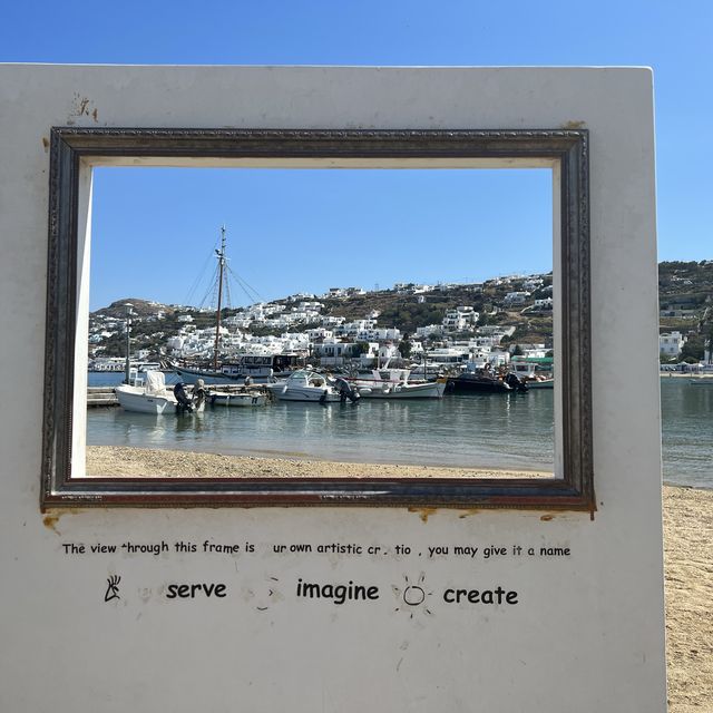 越夜越多人的希臘渡假島嶼Mykonos