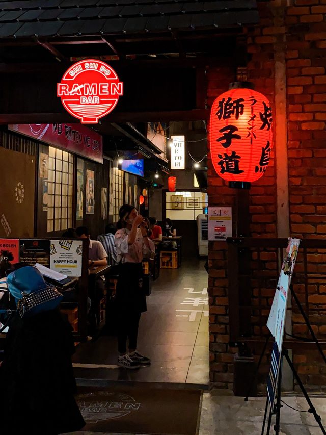 Aesthetic Ramen Store in Kuala Lumpur 🇲🇾