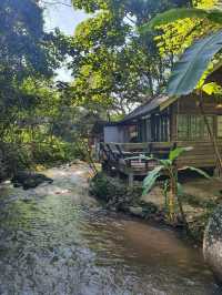📍บ้านธารกล่อม The River Whisper