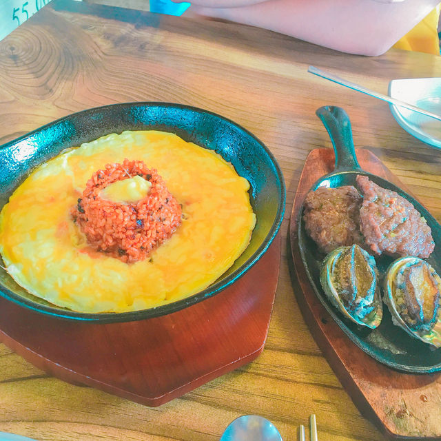 우도 바다 바로 앞🩵 필수 스팟! 한라산 볶음밥✨