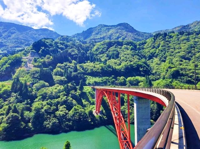 Shogawa Gorge