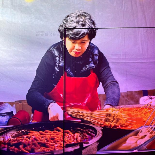 SATISFY YOUR KCRAVINGS HERE! 