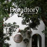 Breadtory คาเฟ่มินิมอล ย่ายรังสิต