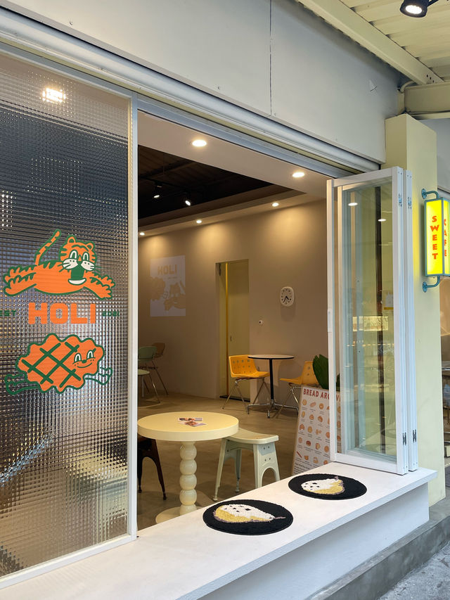 台灣宜蘭/HOLI Croffle 低調韓風咖啡廳☕️