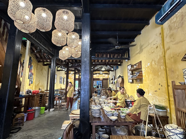 GO Local! 🍽️ Hoian Cuisine Restaurant