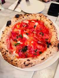 香港小巷中，尋覓拿坡里的傳統味道🍕