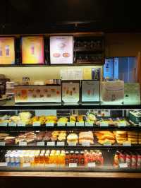 Malaysia’s 200th Starbucks store in Bintang Walk🍸