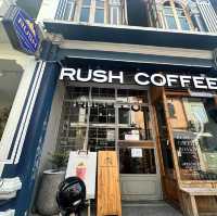 プーケット　RUSH COFEE