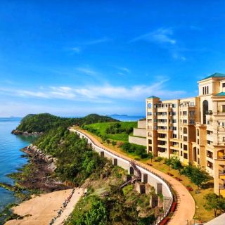 The scenery of Sol Beach Jindo is free.