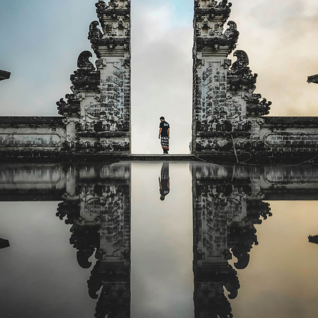 Bali: The Island of Gods and Enchanting Experiences