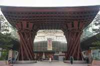 Kanazawa - Cultural place with fresh seafood