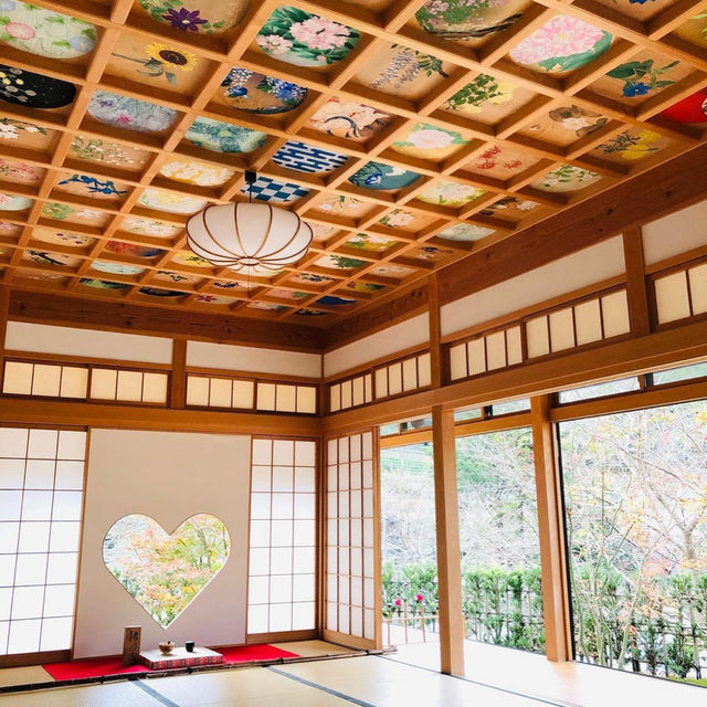 【京都観光】猪目(ハート)の窓からの景色が素敵