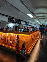 คาเฟ่เครื่องบินสุดชิค Coffee War Café 