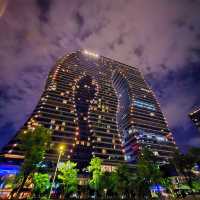 Georgeous Hangzhou at Night!