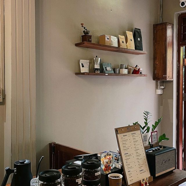 ME COFFEE ROASTERS