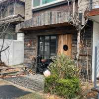 現地韓国人から聞いたヨンナムドンで1番美味しいコーヒー屋さん"mccoys"☕️