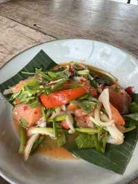 Ivory Coast Almond ร้านอาหารบรรยากาศดี