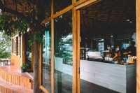 Bay View Café เสม็ดนางชี