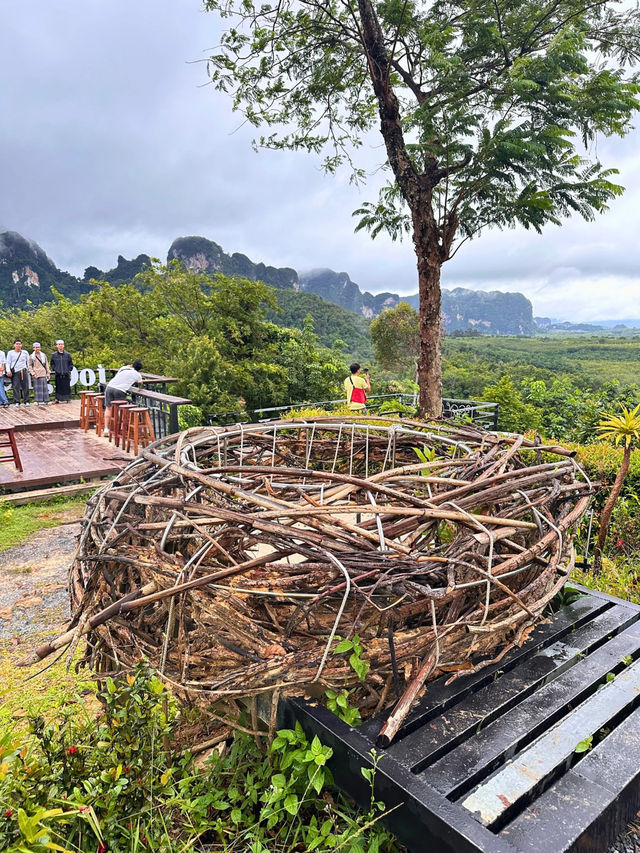 ⛰ ดินแดงดอย