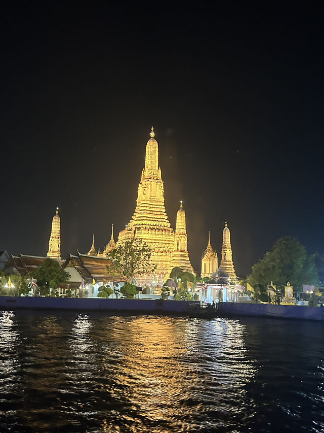 A Cultural Journey Through Thailand: 