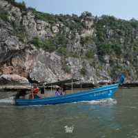 ไปนั่งเรือลงถ้ำกัน !!!
