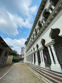 Ancient European building by the Dataran Merdeka 🇲🇾 