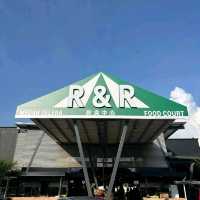 A Food Lover's Paradise: Batu Kawan R&R Food Court