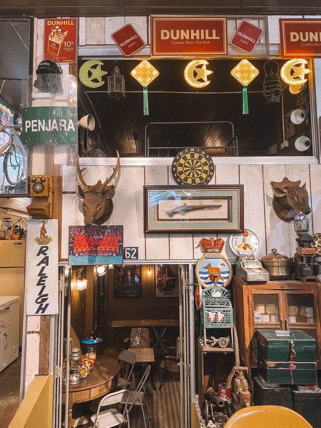 A must visit antique cafe @ Wawasan Cendol Abang Kacak A must visit antique cafe @ Wawasan Cendol Abang Kacak