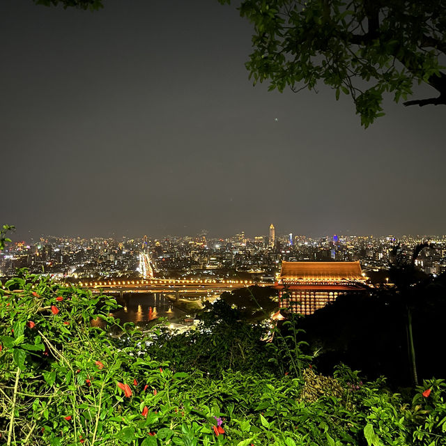 【台湾】圓山ホテルのすぐ裏側🌃 剣潭山をハイキング