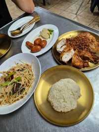 Polo Fried Chicken Bangkok 🍗