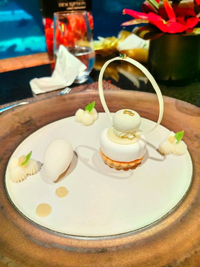 Aquarium Restaurant in Bali