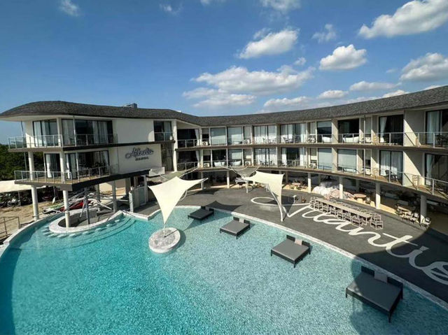 Atlantis Manor