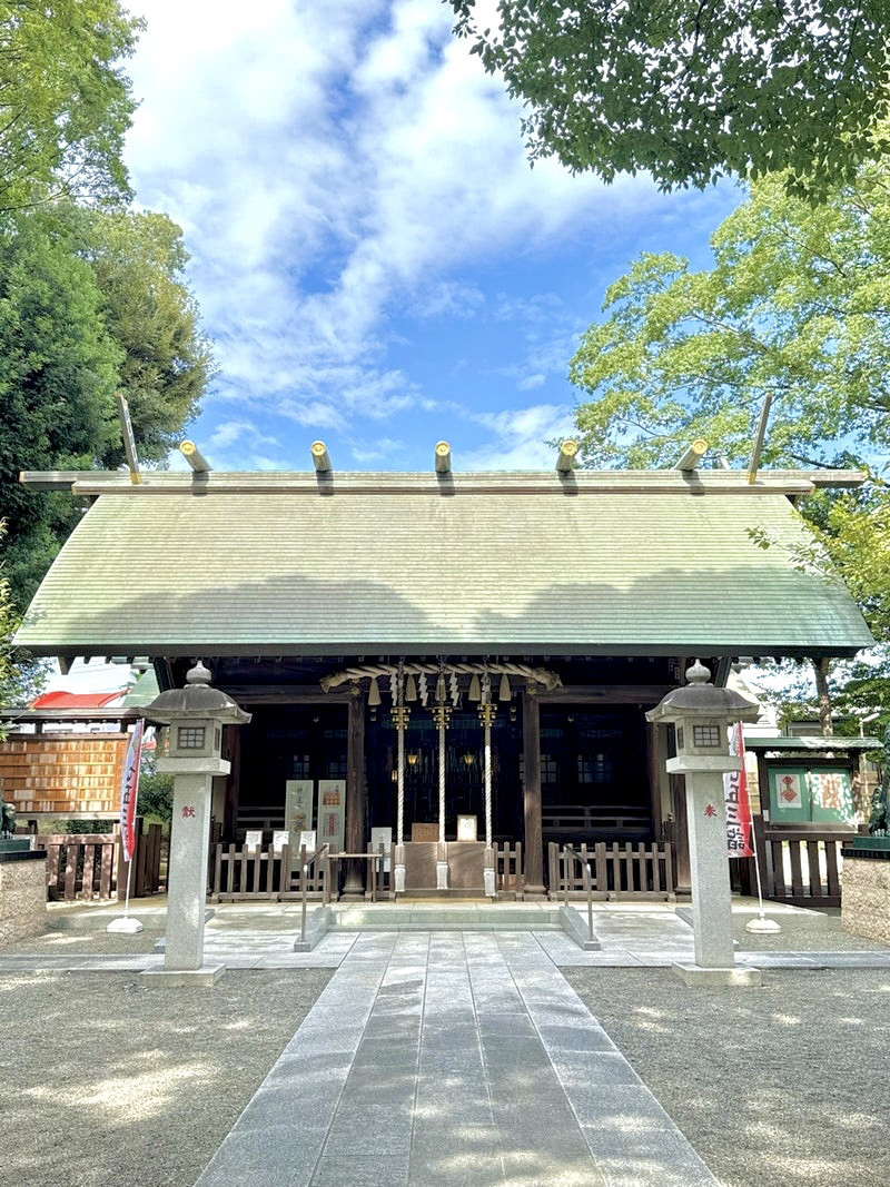 東京都】青銅製の巨大な狛犬が魅力 | Trip.com 東京