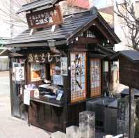 【岐阜】60年の伝統の味！二四三屋 鍛冶橋店の絶品団子