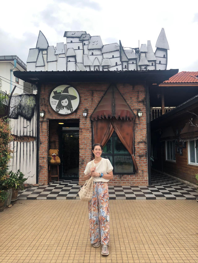 🫖 The Witch t Cafe คาเฟ่แม่มด