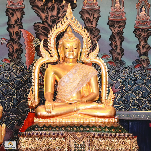 หลวงพ่อเพชร วัดท่าหลวง