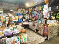 หาขนมกินที่ตลาดน้ำบางน้ำผึ้งกันเถอะ