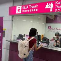 Parking to the Salak transit rail