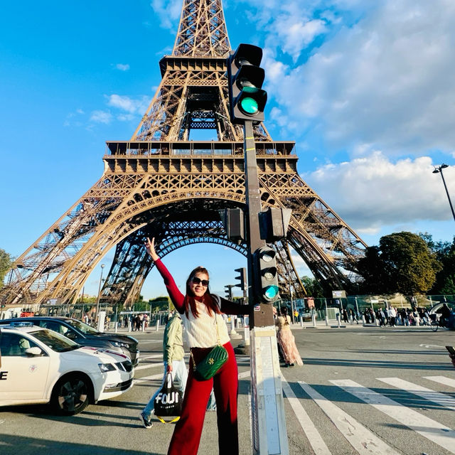 Lost in Paris ☺️ Autumn Beauty 🤍