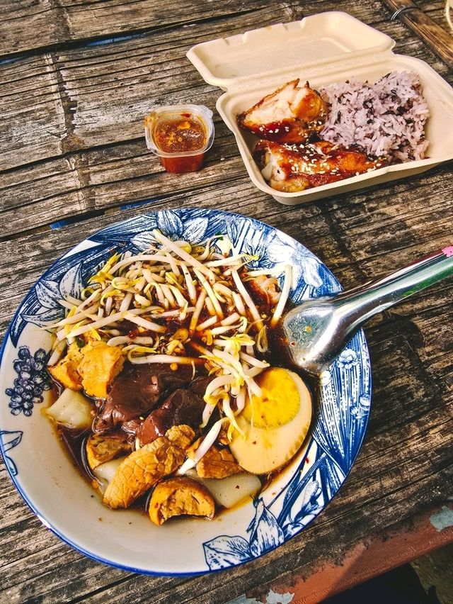 ตลาดโอ๊ะป่อย