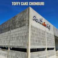 Toffy Cake Chonburi คาเฟ่ ร้านของฝากเจ้าดัง