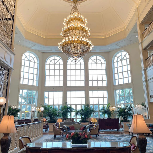 Hong Kong Disneyland Hotel ✨