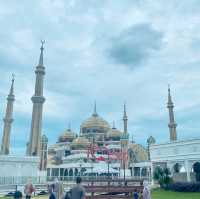 CRYSTAL MOSQUE TERENGGANU | WHERE TERENGGANU'S BEAUTY MEETS ARCHITECTURAL BRILLIANCE 