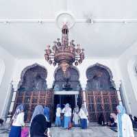 Beauty lies in the eyes of beholder, Masjid Baiturrahman ,Banda Aceh
