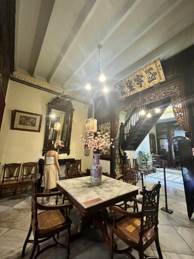 Baba Nyonya Heritage Museum: A Glimpse into the Rich Peranakan Culture