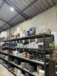 Earth & Fire Ceramics ร้านขายเซรามิก