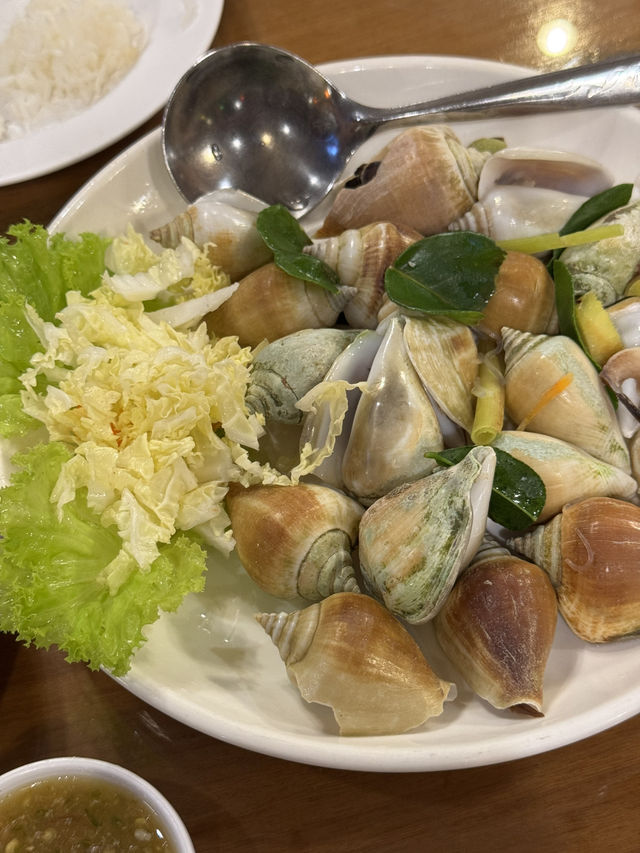 ย้อนเวลาไปเที่ยวระนอง