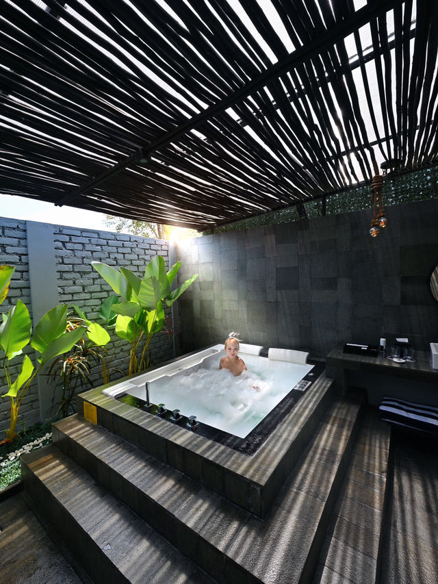 Glamping just one hour from Singapore 🏕️ at Natra Bintan 