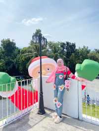Cloudy White Lansaka - คาเฟ่สีขาว นครศรีธรรมราช