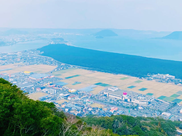 唐津湾と虹の松原を一望！絶景ドライブスポット🚗✨